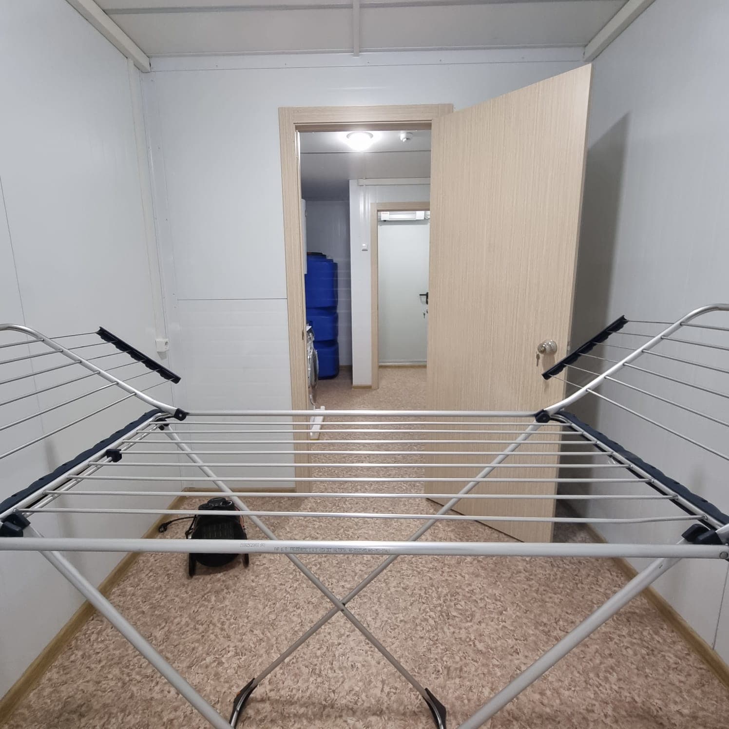 Вагон-прачечная 6х2,5: фотография 5