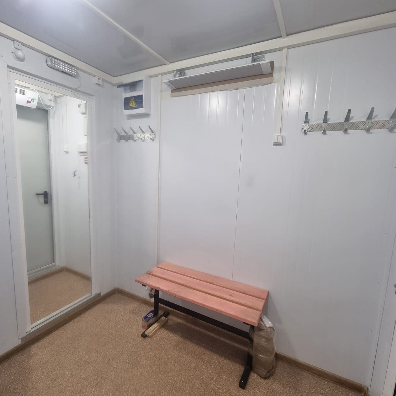 Вагон-сауна с душевой: фотография 5